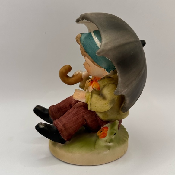 Erich Stauffer Figurine Rainy Days  Boy with Umbrella Vintage Figure Japan 4.7” - Picture 3 of 5